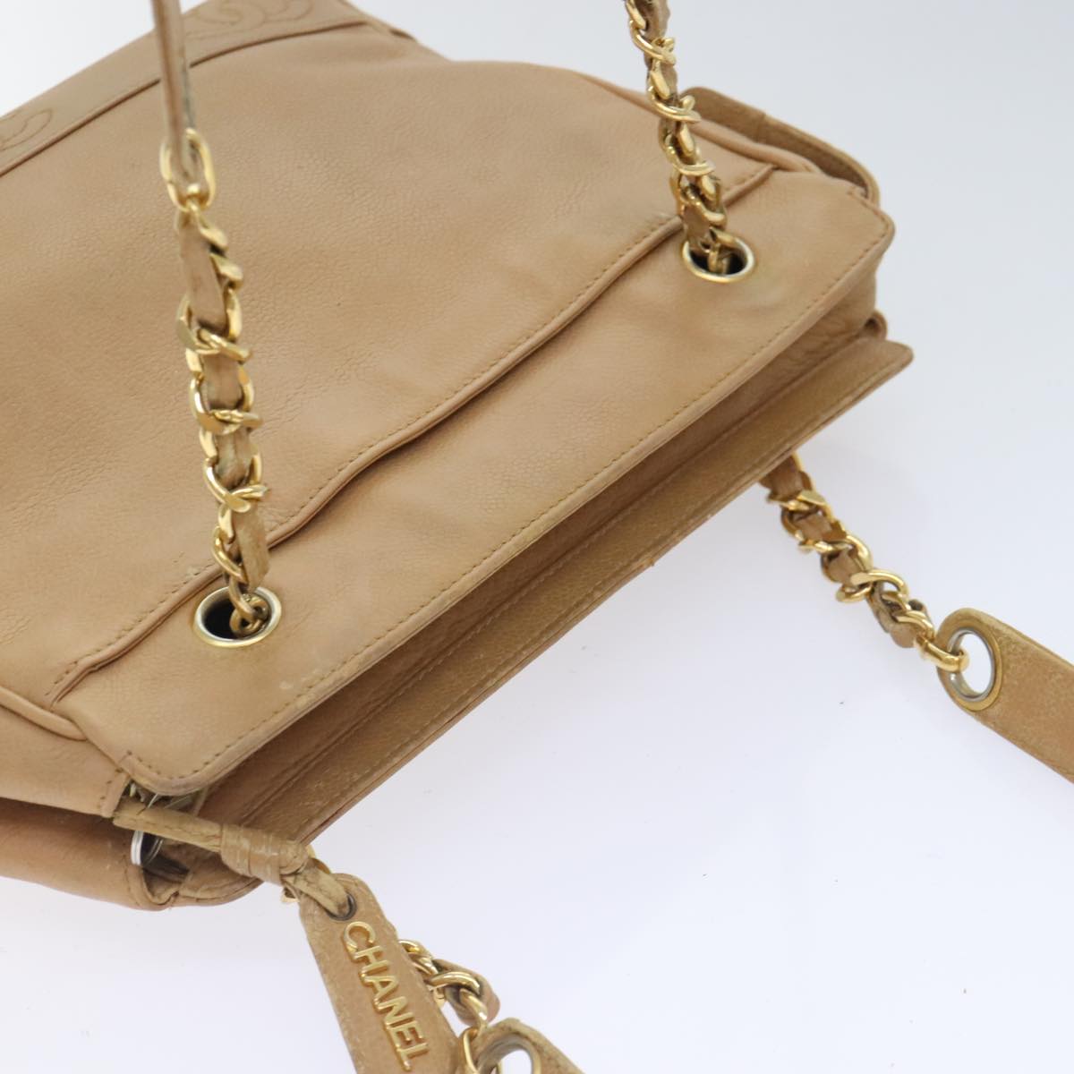 CHANEL Chain Shoulder Bag Caviar Skin Beige Gold CC bs18835