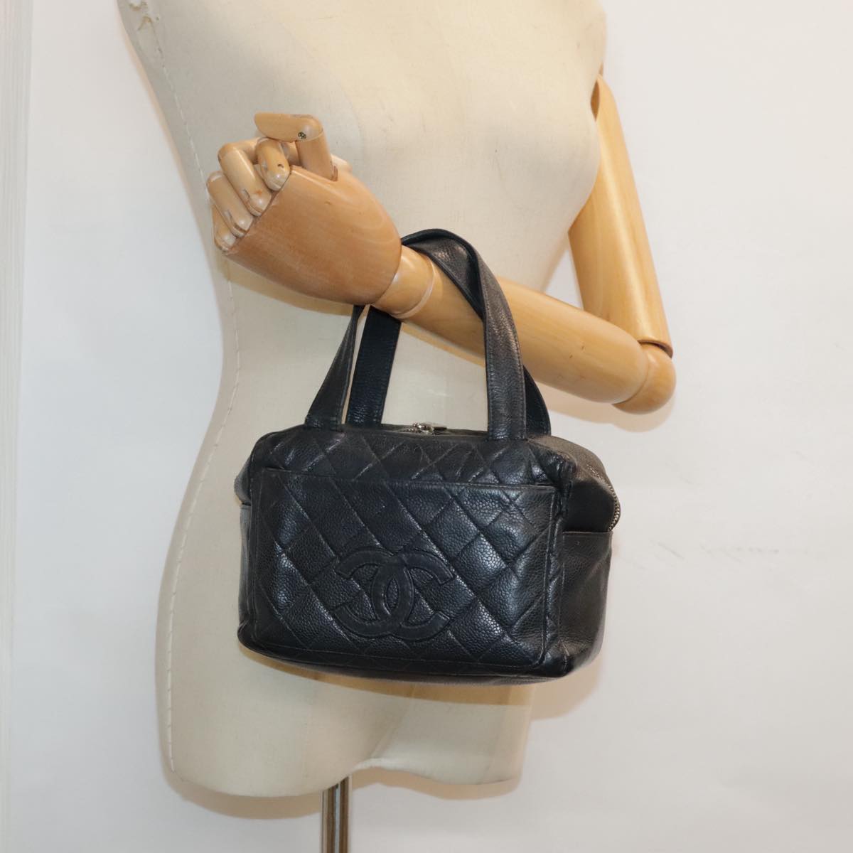 CHANEL Matelasse Hand Bag Caviar Skin Black Silver CC bs18836