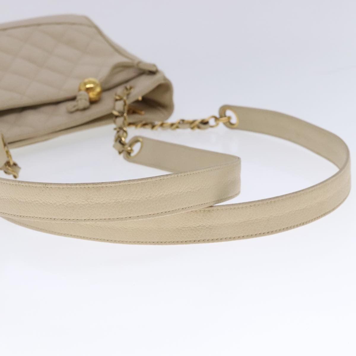 CHANEL Matelasse Chain Shoulder Bag Caviar Skin Beige CC bs18887