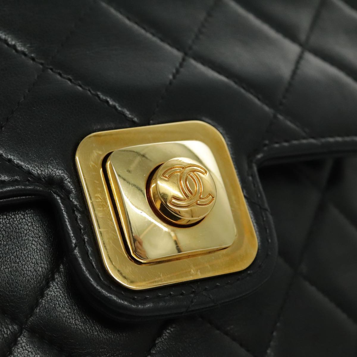 CHANEL Matelasse Shoulder Bag Lamb Skin Black Gold CC bs19046