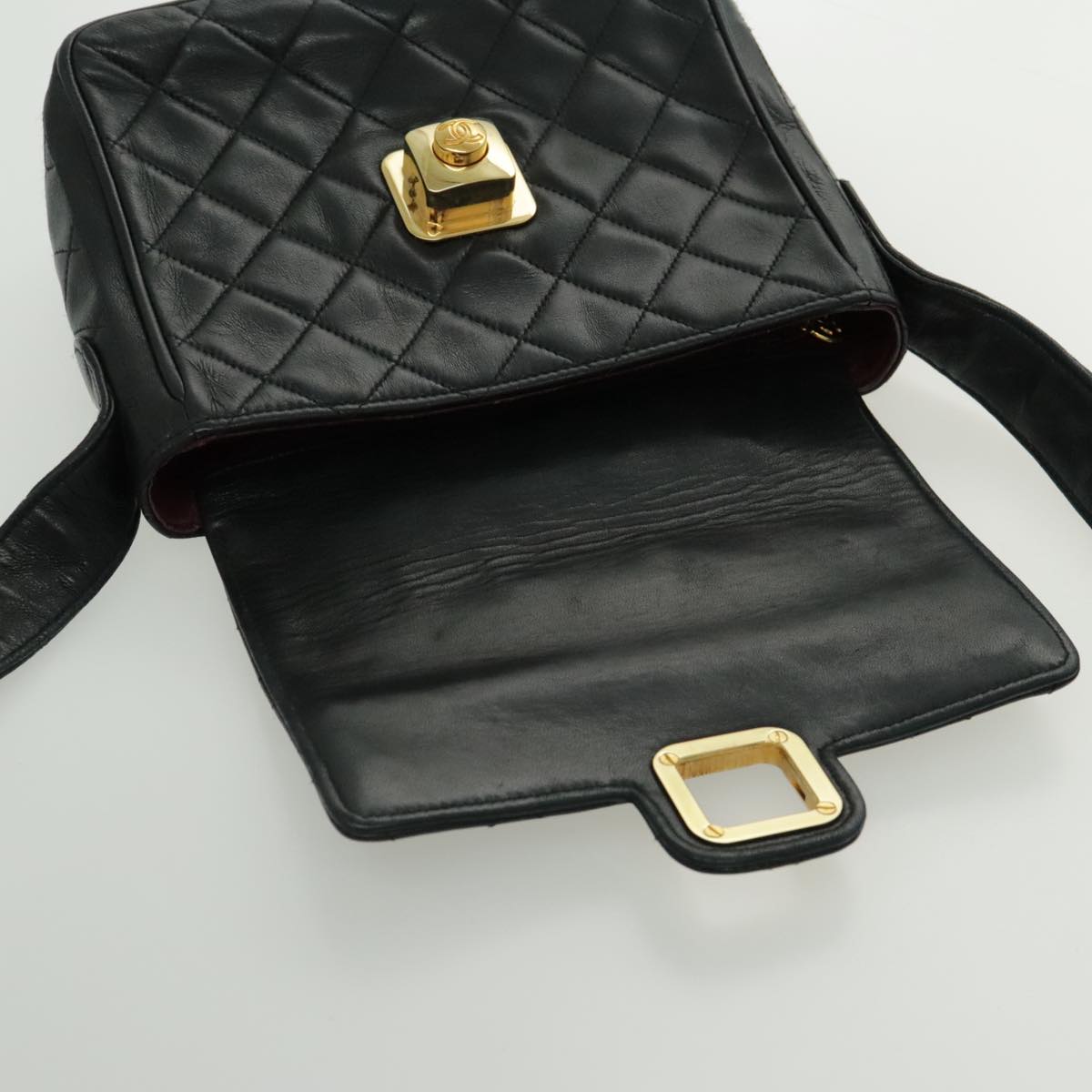 CHANEL Matelasse Shoulder Bag Lamb Skin Black Gold CC bs19046