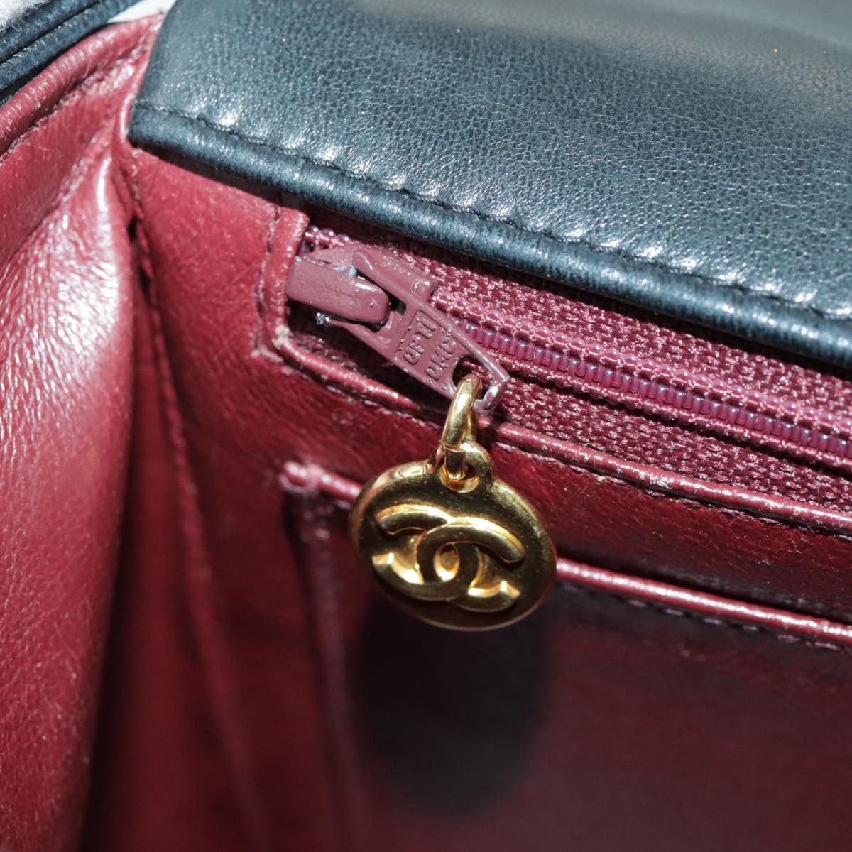 CHANEL Matelasse Shoulder Bag Lamb Skin Black Gold CC bs19046