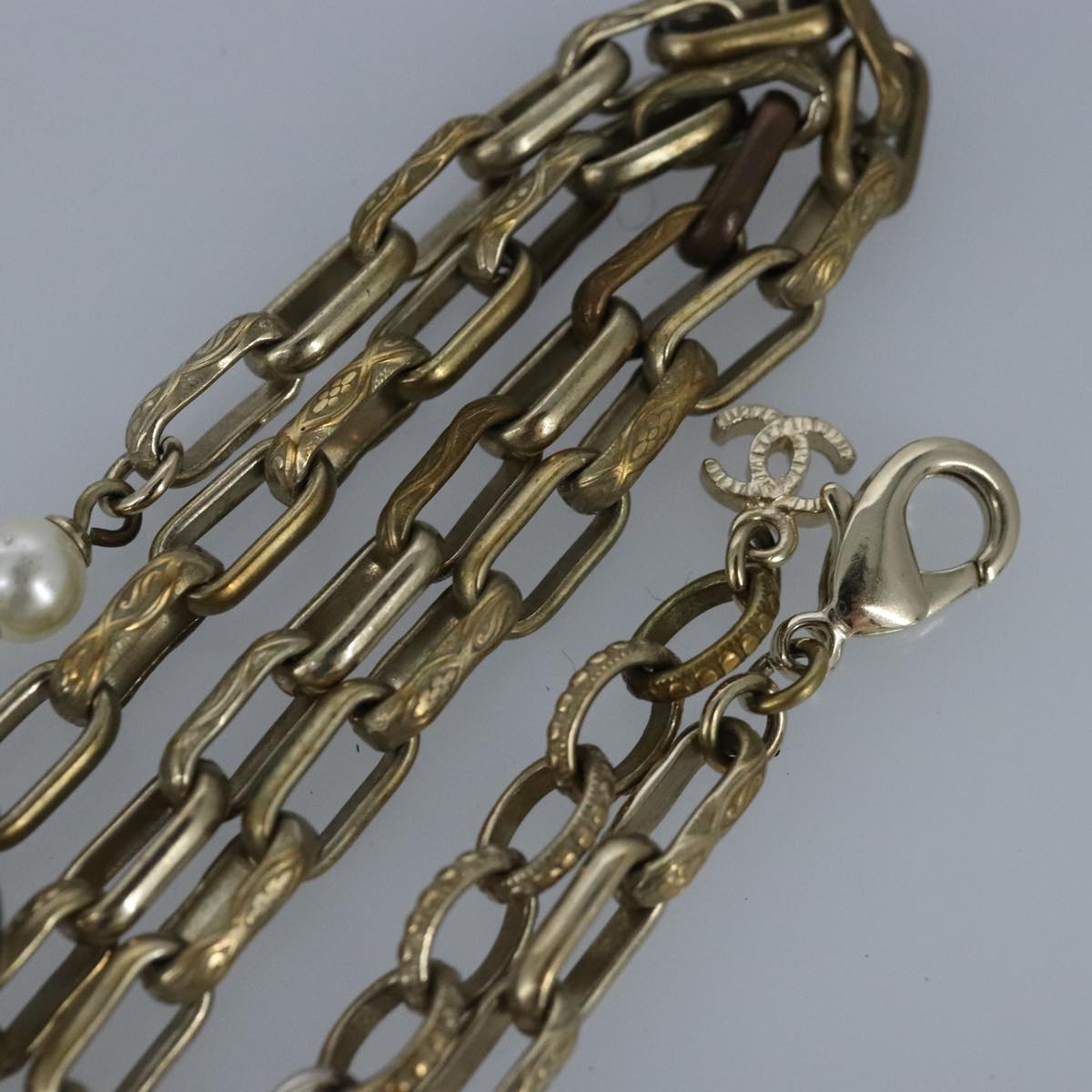 CHANEL Necklace metal Gold Tone CC bs19061