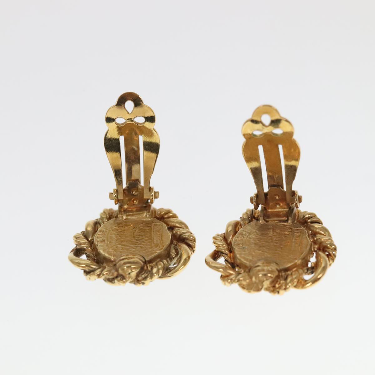 CHANEL Pearl Earring metal Gold Tone CC bs19423