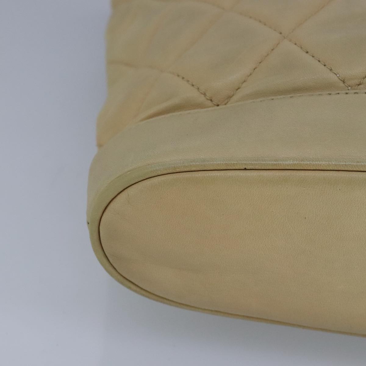 CHANEL Matelasse Chain Shoulder Bag Lamb Skin Beige Gold CC bs19648