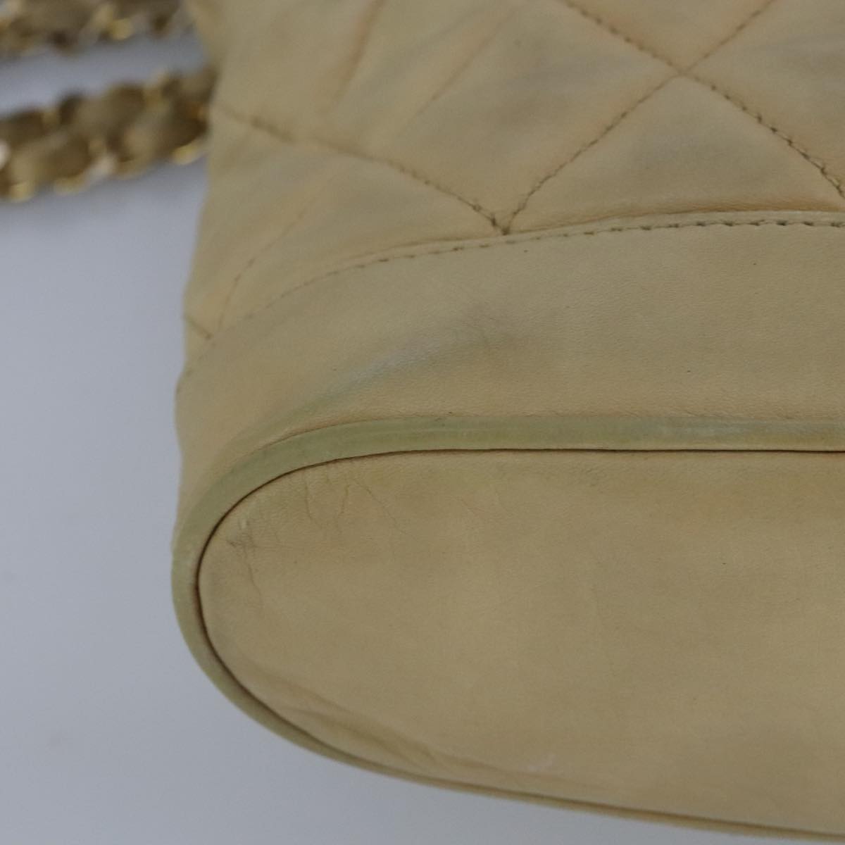 CHANEL Matelasse Chain Shoulder Bag Lamb Skin Beige Gold CC bs19648