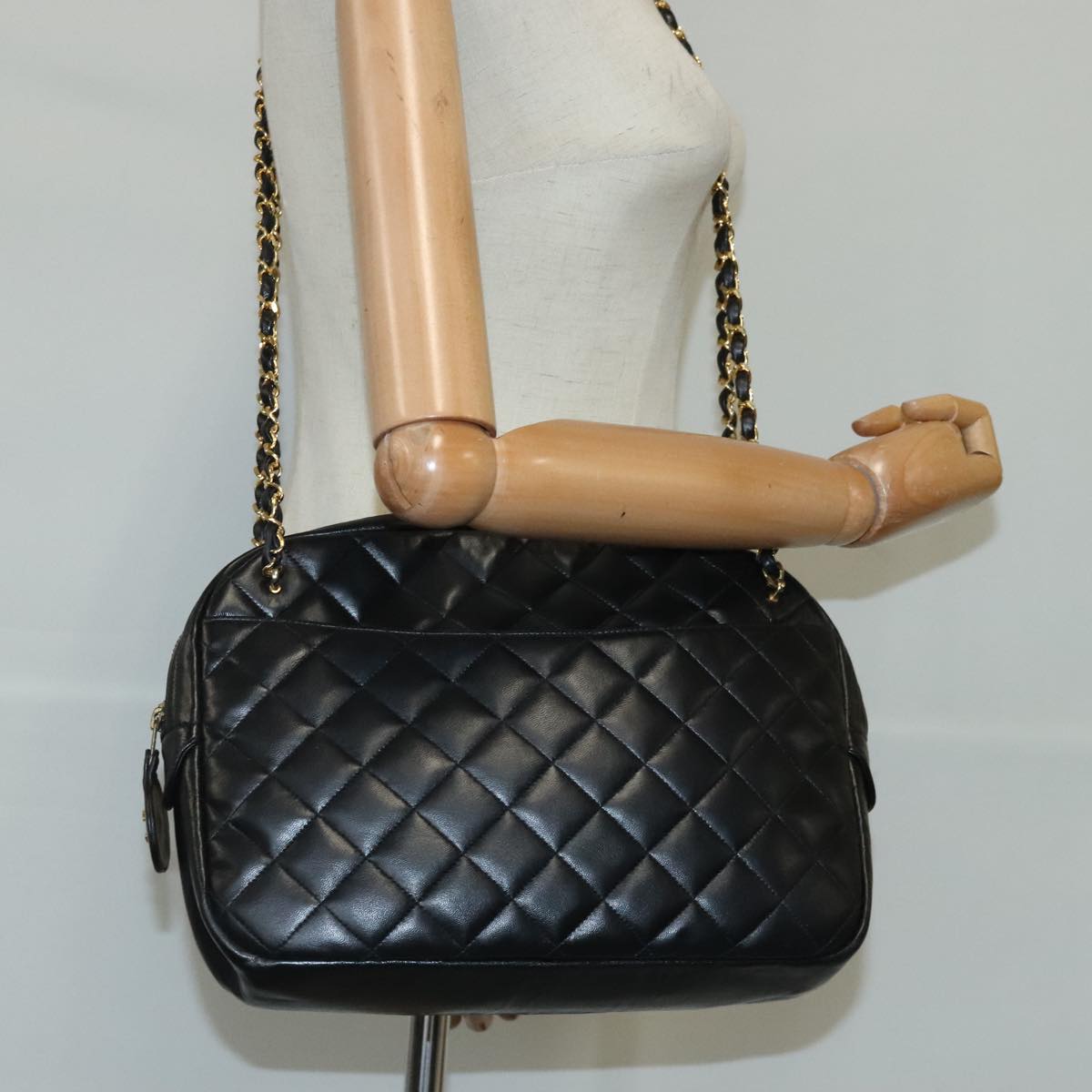 CHANEL Matelasse Chain Shoulder Bag Lamb Skin Black Gold CC bs20231