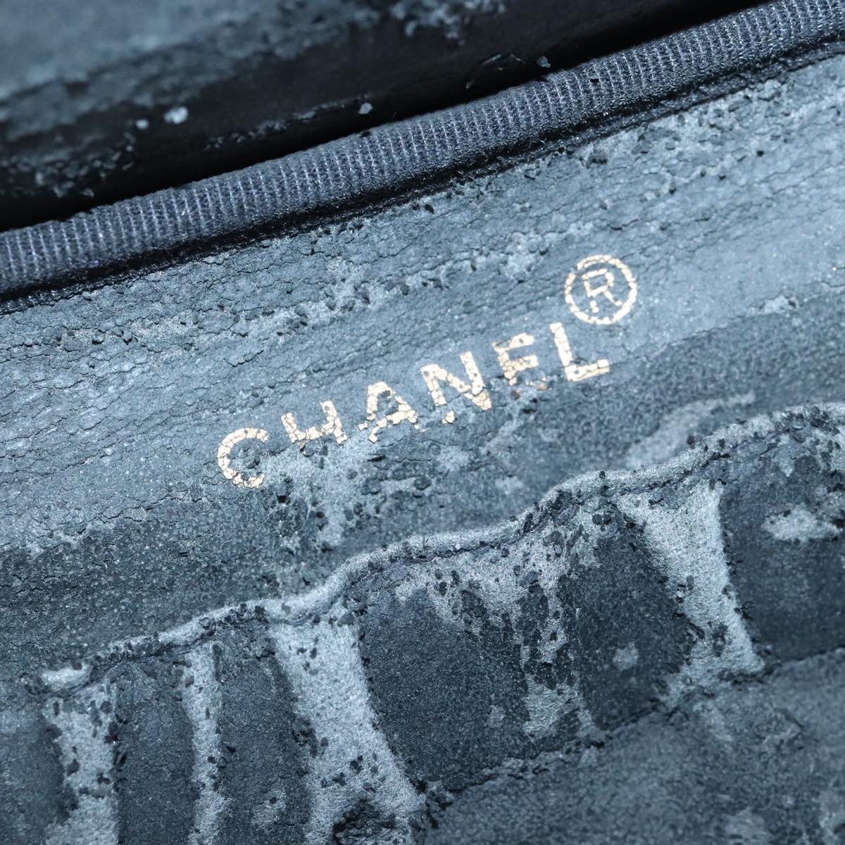 CHANEL Vanity Pouch Enamel Black Gold CC bs20306