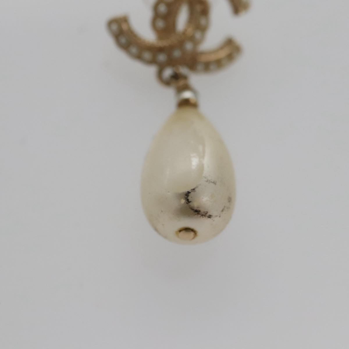 CHANEL Pierce metal Gold CC bs20702