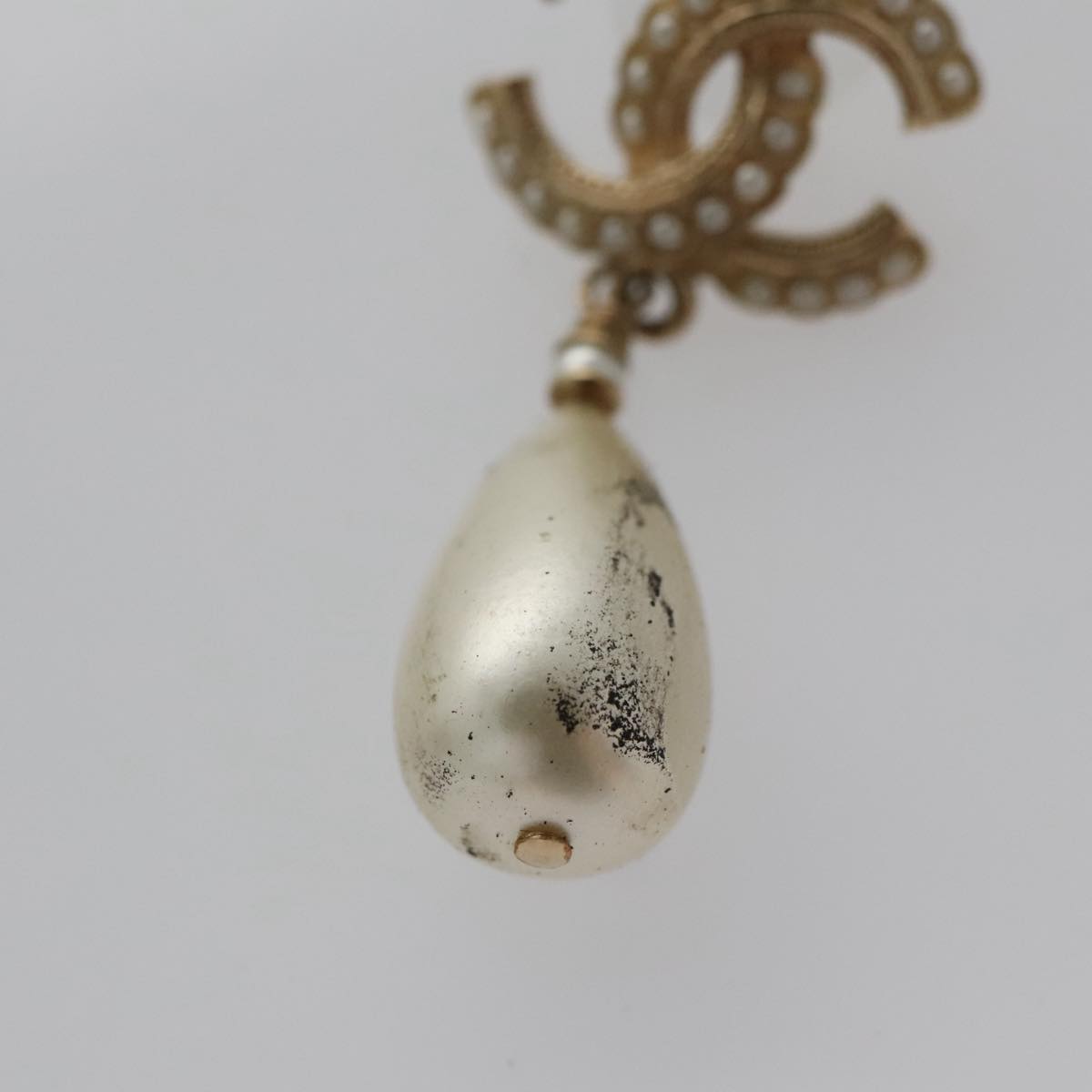 CHANEL Pierce metal Gold CC bs20702