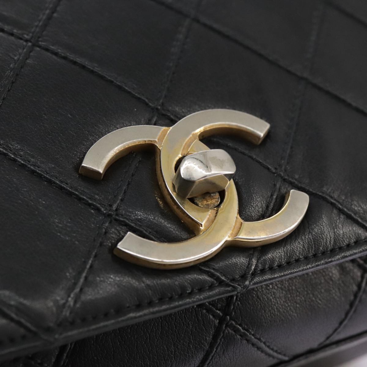 CHANEL Bicolore Chain Matelasse Bag Lamb Skin Black Gold CC bs20905