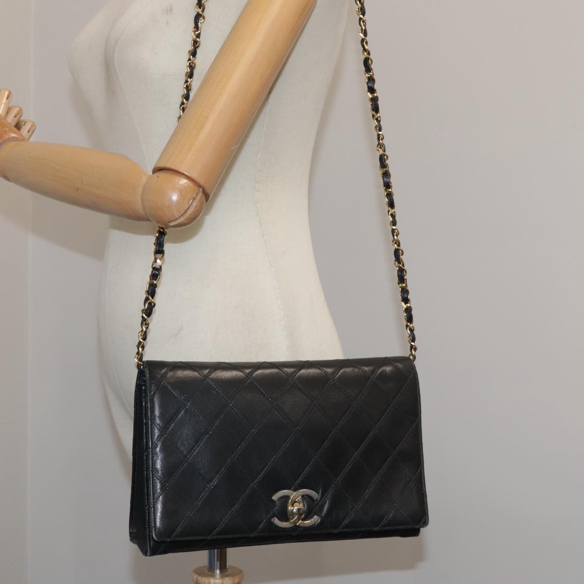 CHANEL Bicolore Chain Matelasse Bag Lamb Skin Black Gold CC bs20905