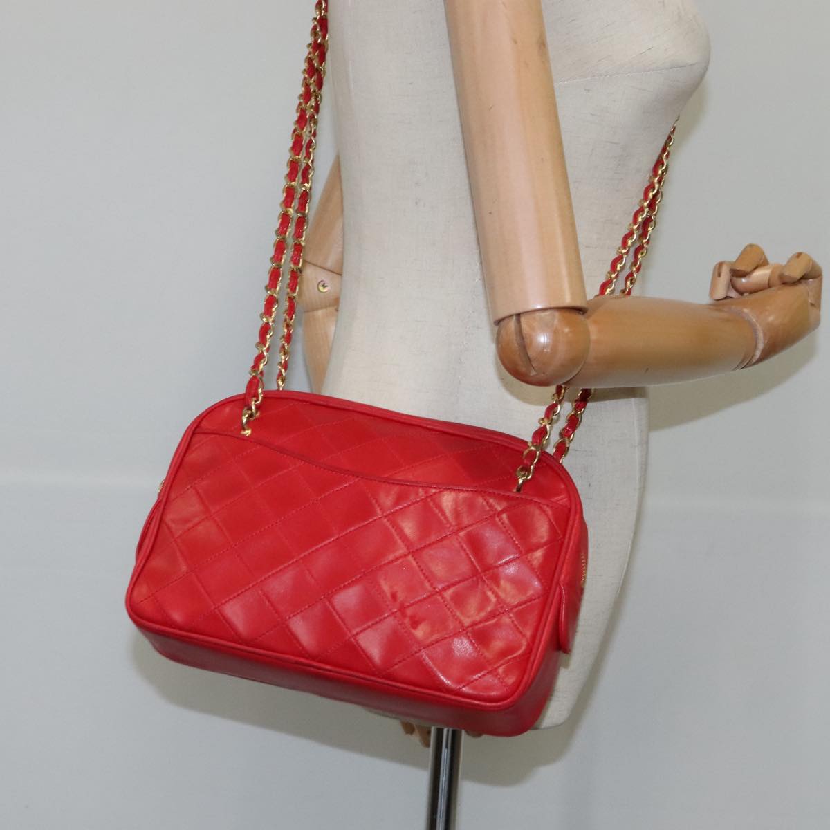 CHANEL Matelasse Shoulder Bag Lamb Skin Red Gold CC bs21314