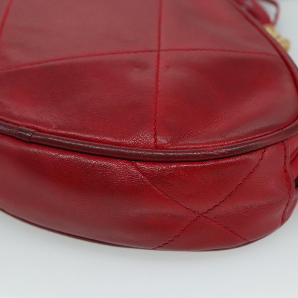CHANEL Matelasse Pouch Lamb Skin Red CC bs21620
