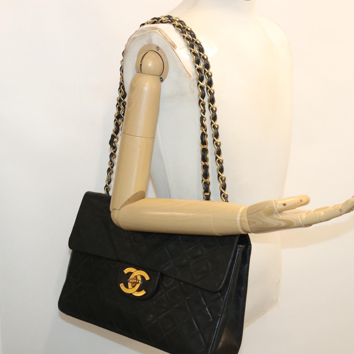 CHANEL Big Matelasse Double Chain Shoulder Bag Lamb Skin Black CC bs3702
