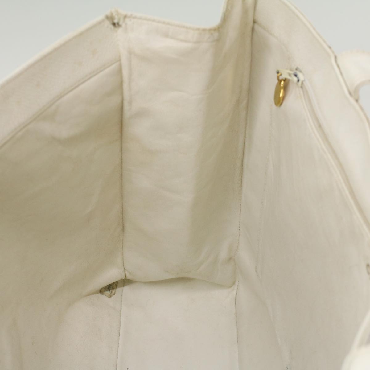 CHANEL Tote Bag Caviar Skin White CC bs8320