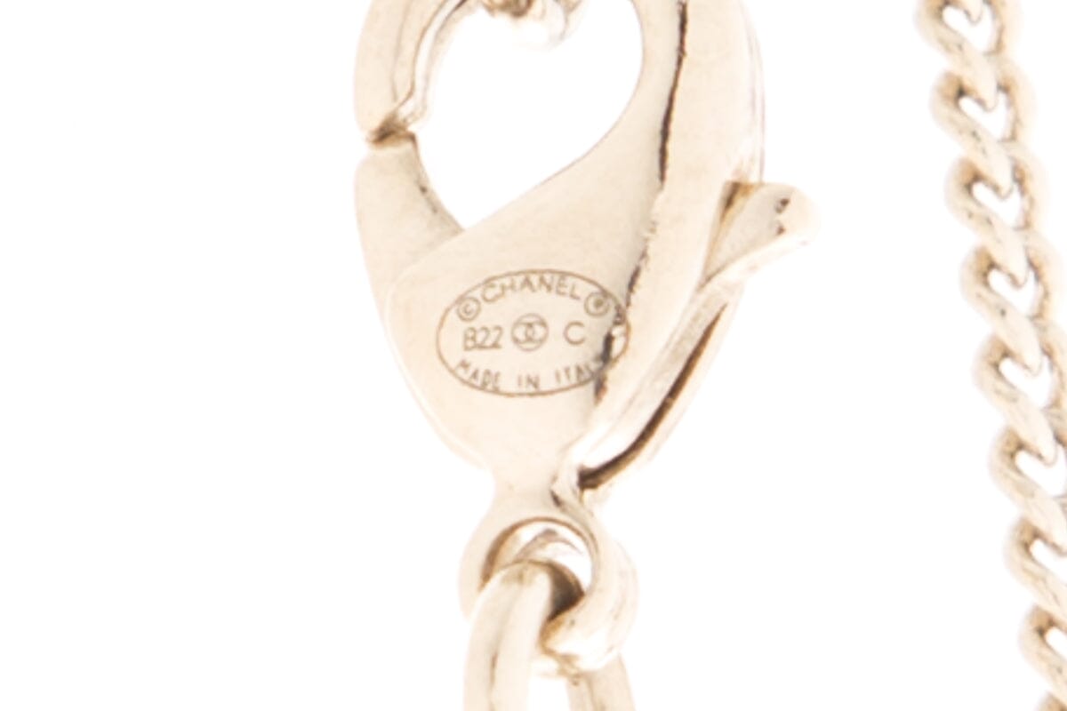 Chanel 2022 Cruise Metal Pearl CC Hoop Drop Pendant Silver Necklace