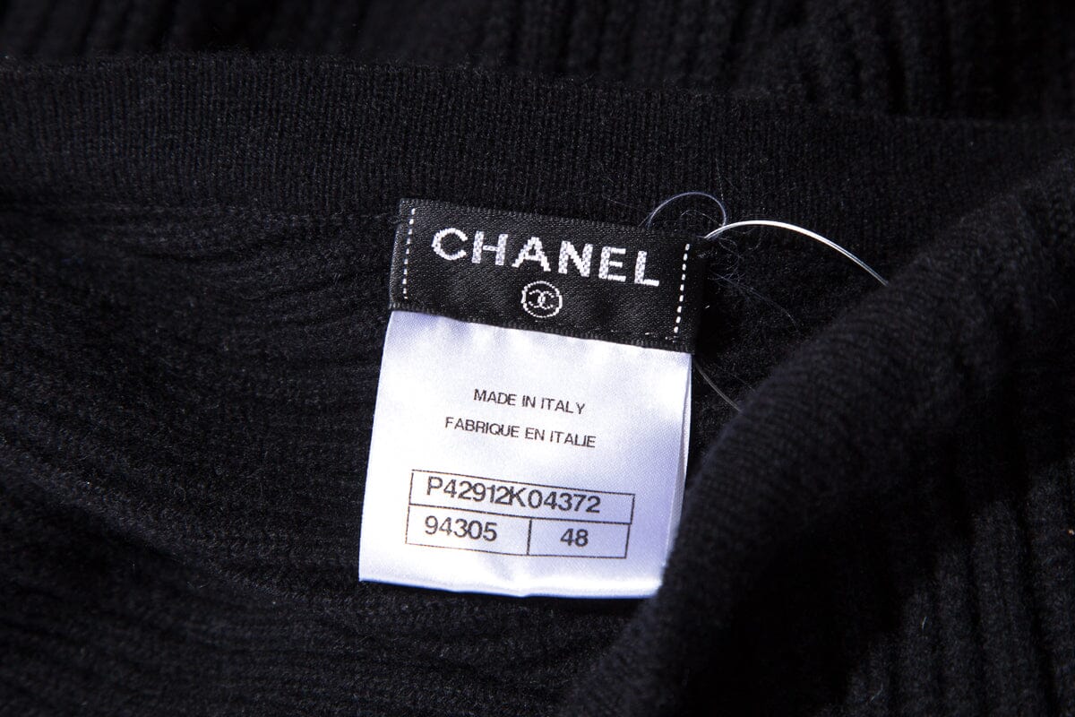 Chanel Black Cross Knotted Sweater SZ 48