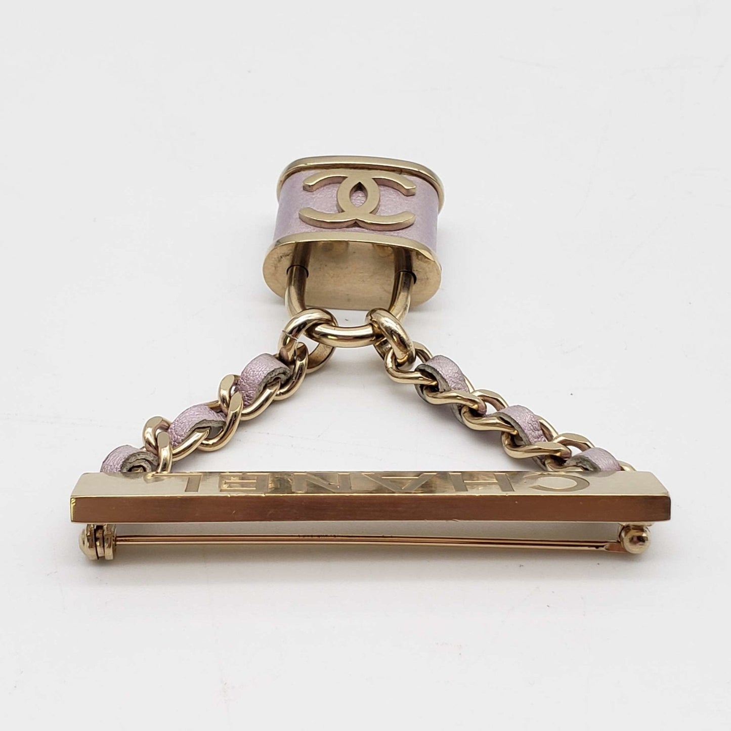 CHANEL Brooch or Pin