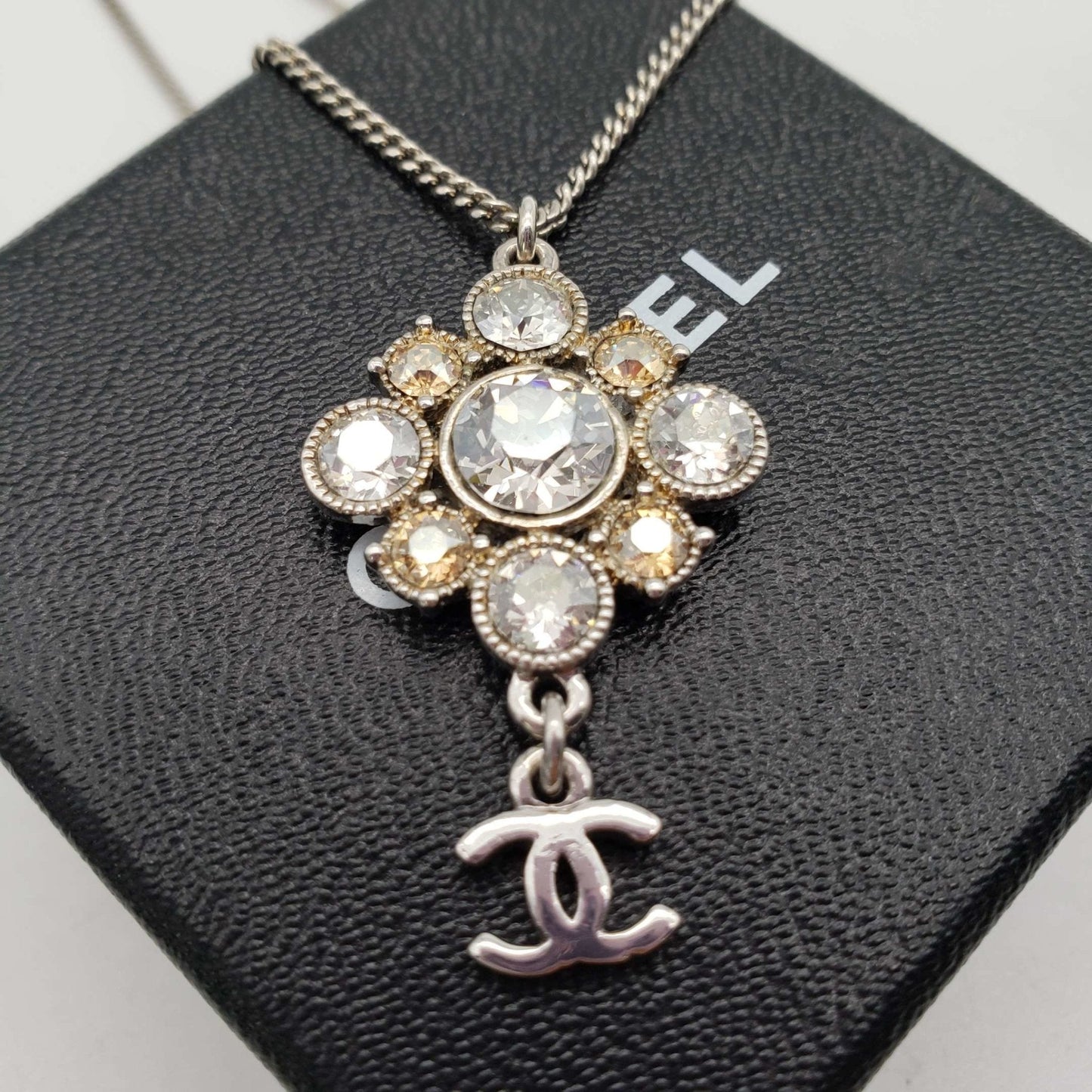 CHANEL CC with stone Necklace Silver Color