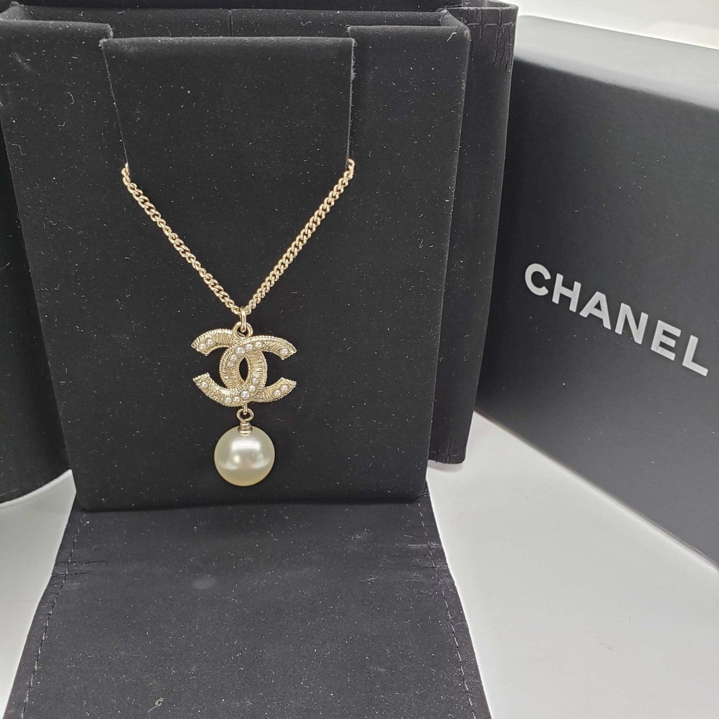 CHANEL Pearl Goldish Color Necklace Adjustable Sizes