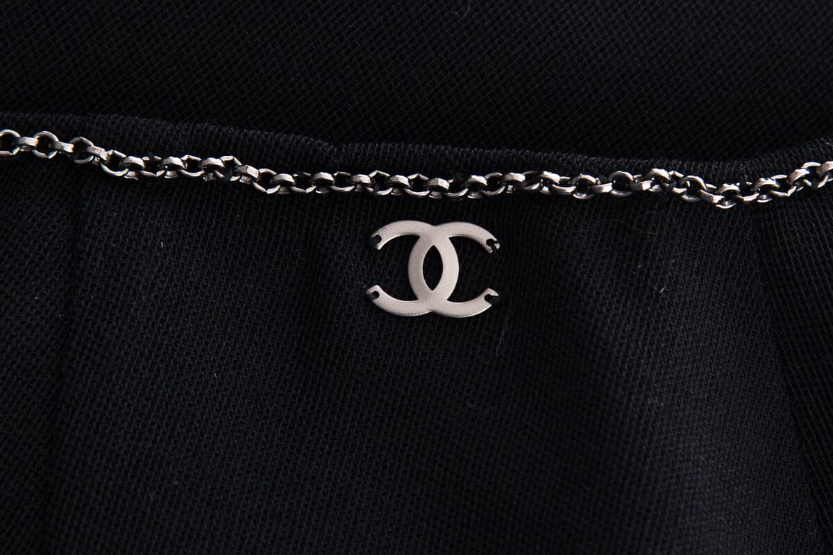 Chanel 2015 Black Chain Detail Skirt SZ 44