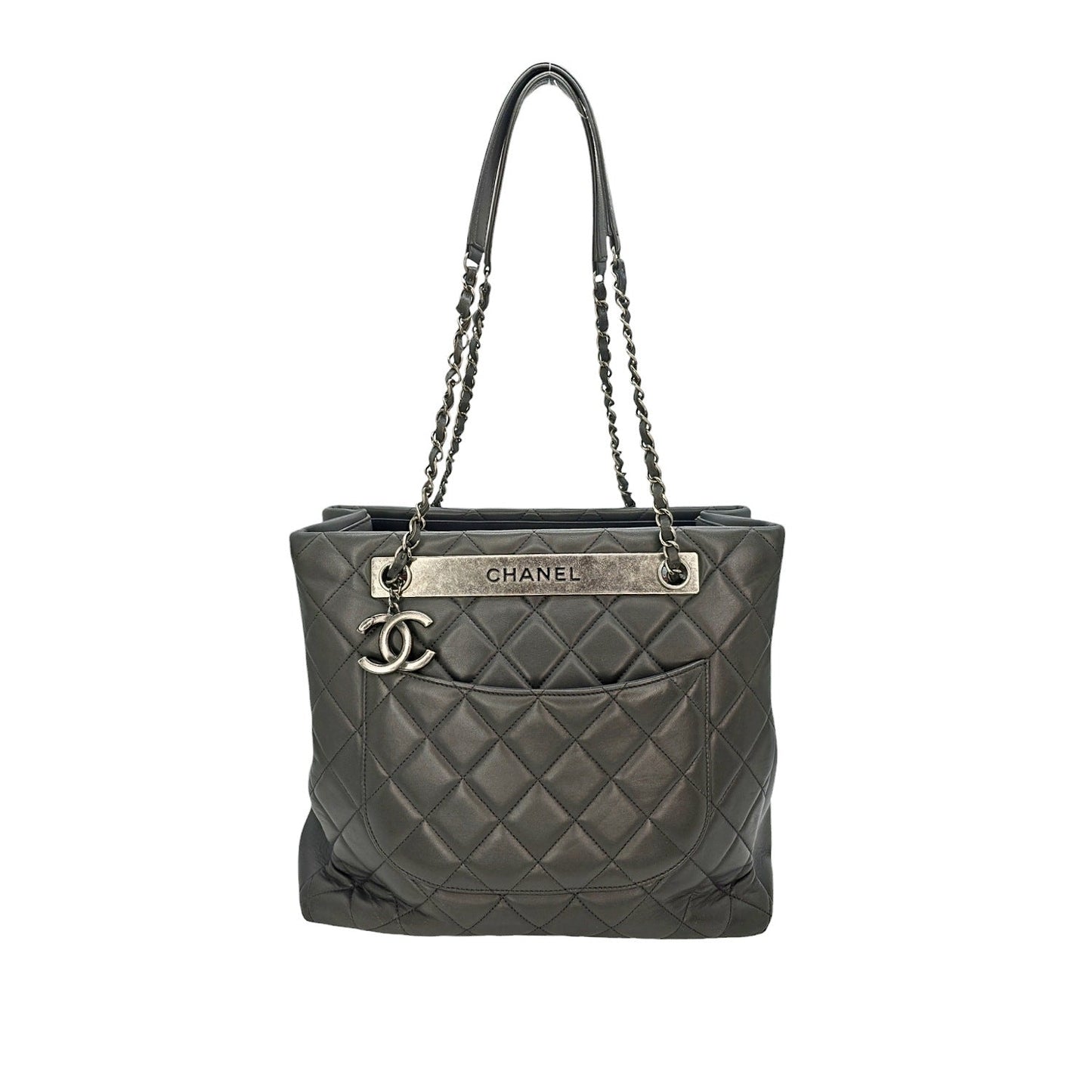CHANEL Trendy CC Diamond Quilted Shopping Tote