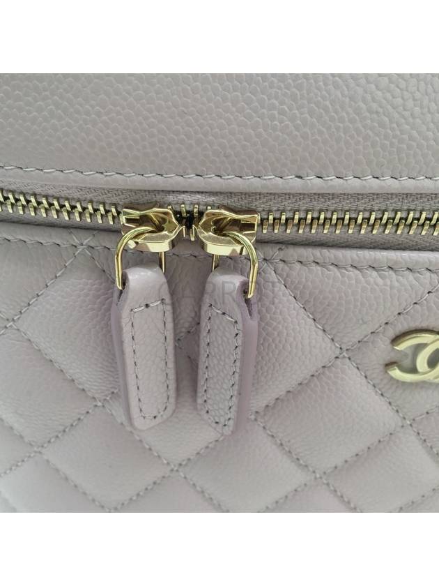 Chanel Vanity Bag Cosmetic Pouch Caviar 24S AP2573