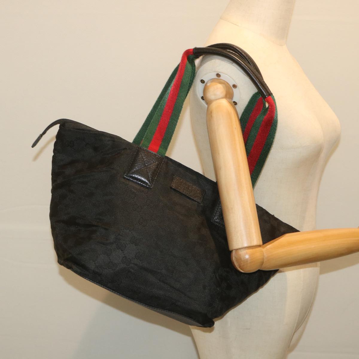 GUCCI GG Canvas Web Sherry Line Tote Bag Black Red Green 131230 ep2297