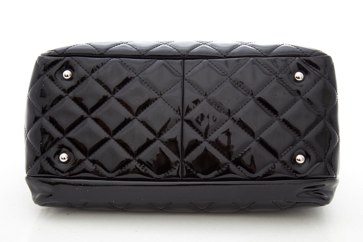 Chanel Black Diamond quilted "2009-2010" Handbag