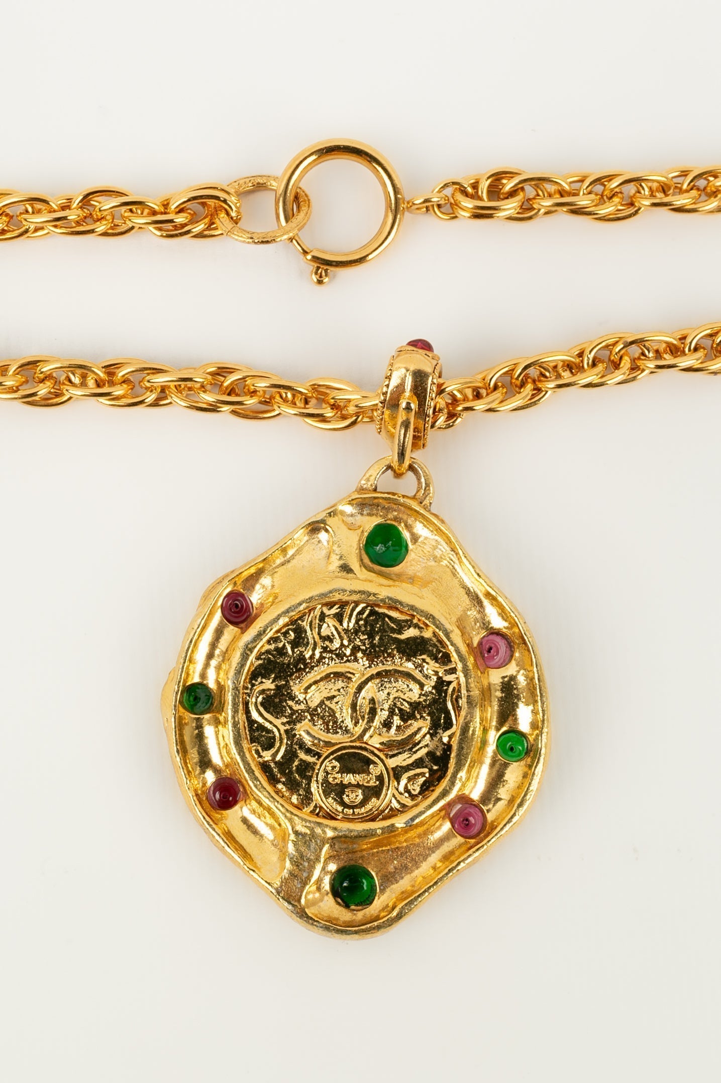 Collier cc Chanel