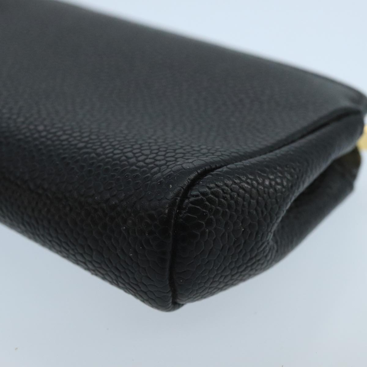 CHANEL Pouch Caviar Skin Black CC fm4204