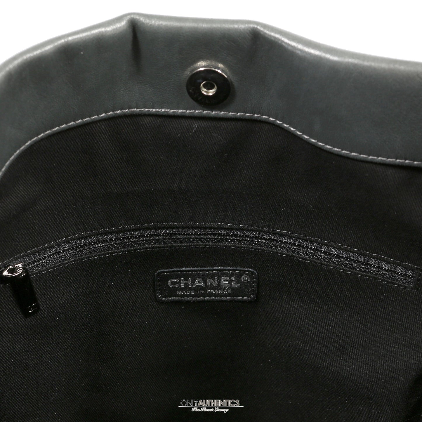 Chanel Black Lambskin Eight Knots Tote