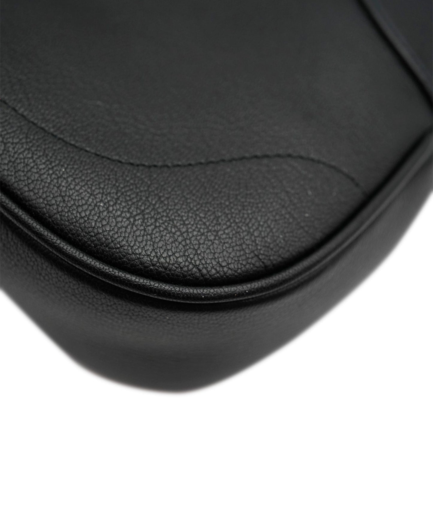 Gucci Black Aphrodite Leather shoulder REC1689