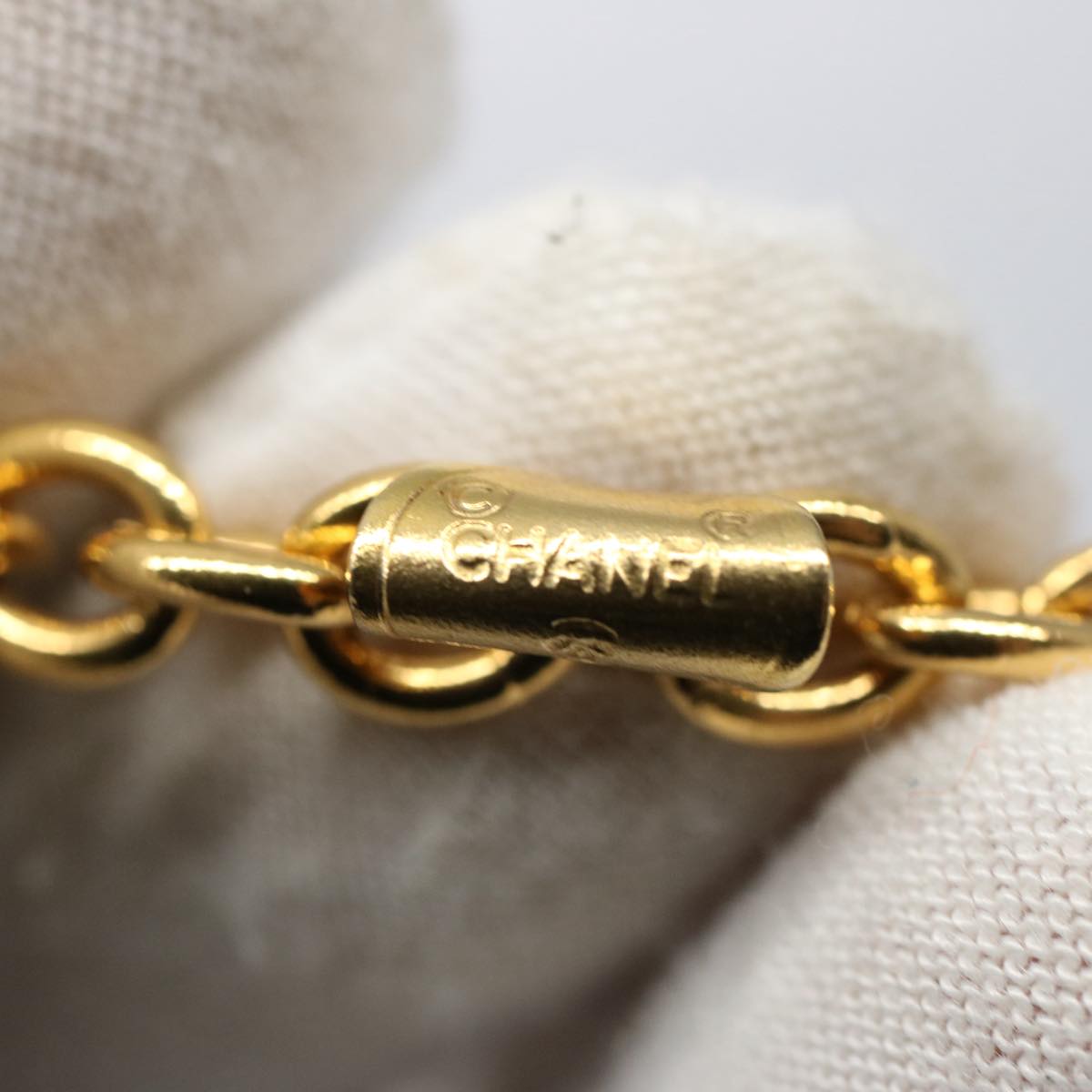 CHANEL Necklace Gold Tone CC hk964