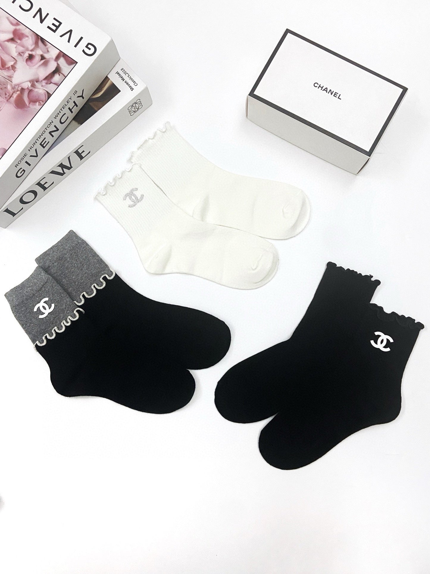 CHANEL SHORT SOCKS 184487 (1 BOX)