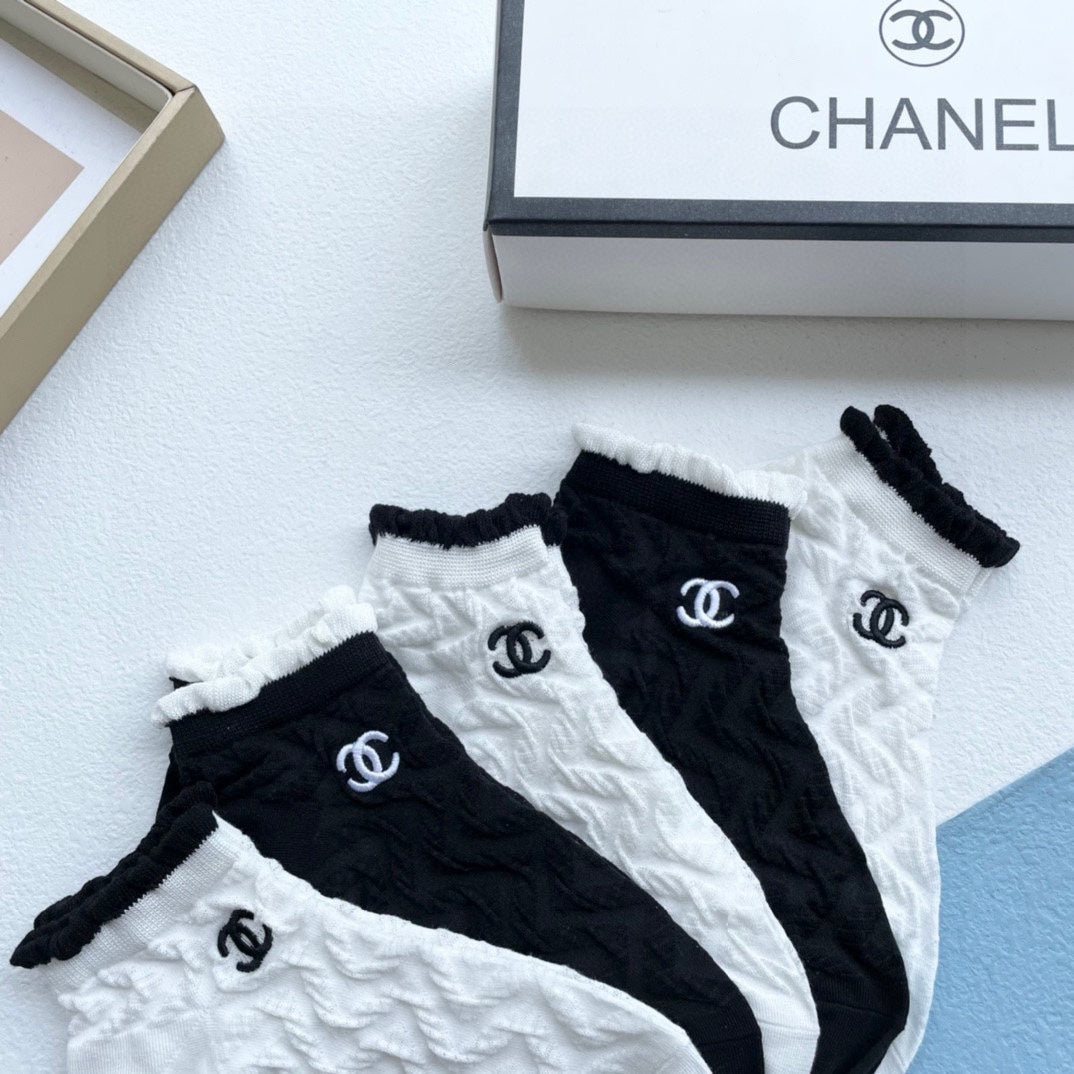 CHANEL ANKLE SOCKS 186735 (1 BOX)