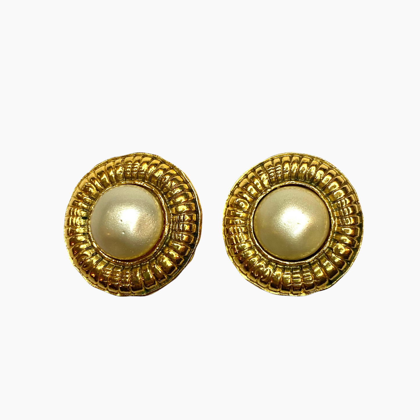 Chanel vintage clip round earrings with glass pearl - 1990s