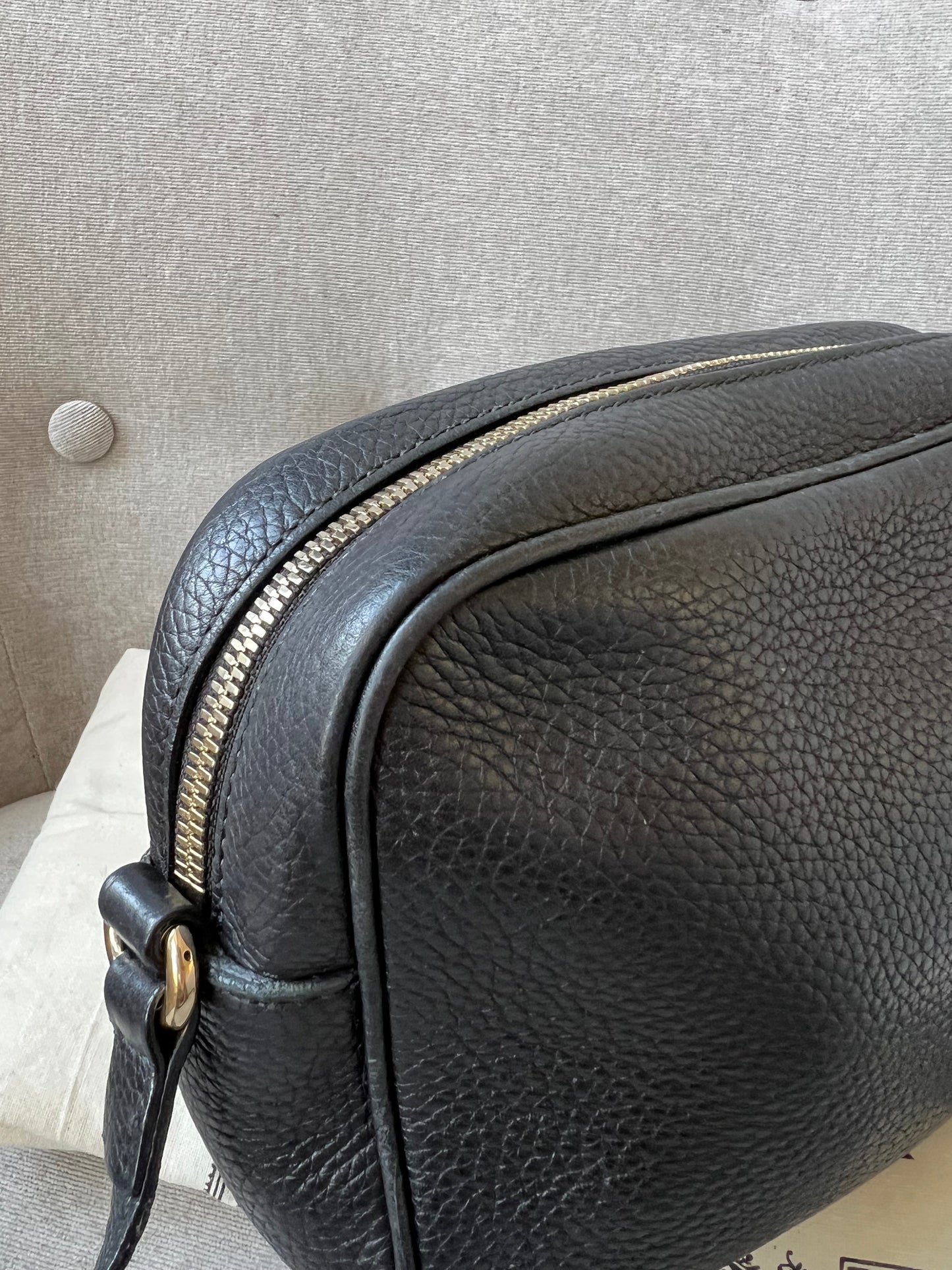 Gucci Black Soho Disco ( 1050)