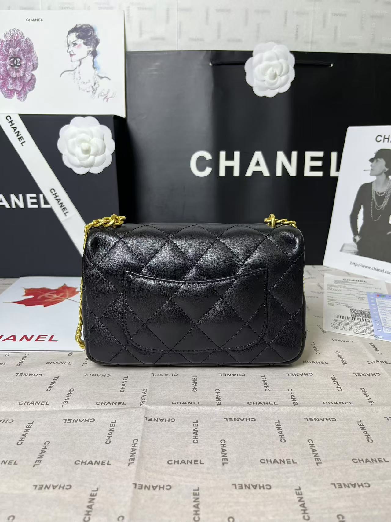 CHANEL 25C Mini Flap 19cm Black Lambskin Gold Heart Hardware