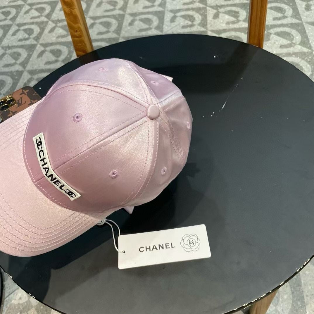 CHANEL BASEBALL HAT IN LIGHT PINK SILK SATIN 404864
