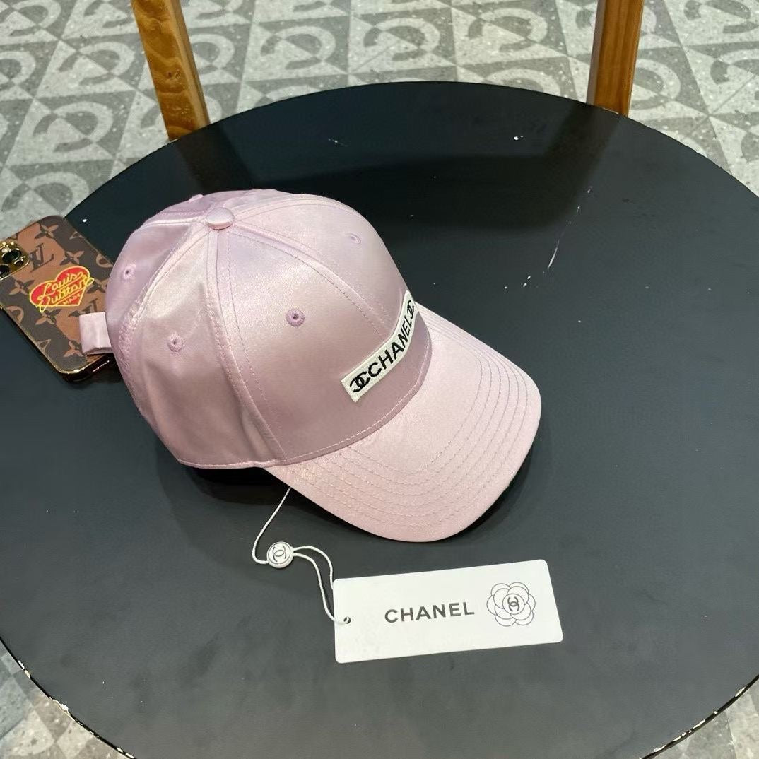 CHANEL BASEBALL HAT IN LIGHT PINK SILK SATIN 404864