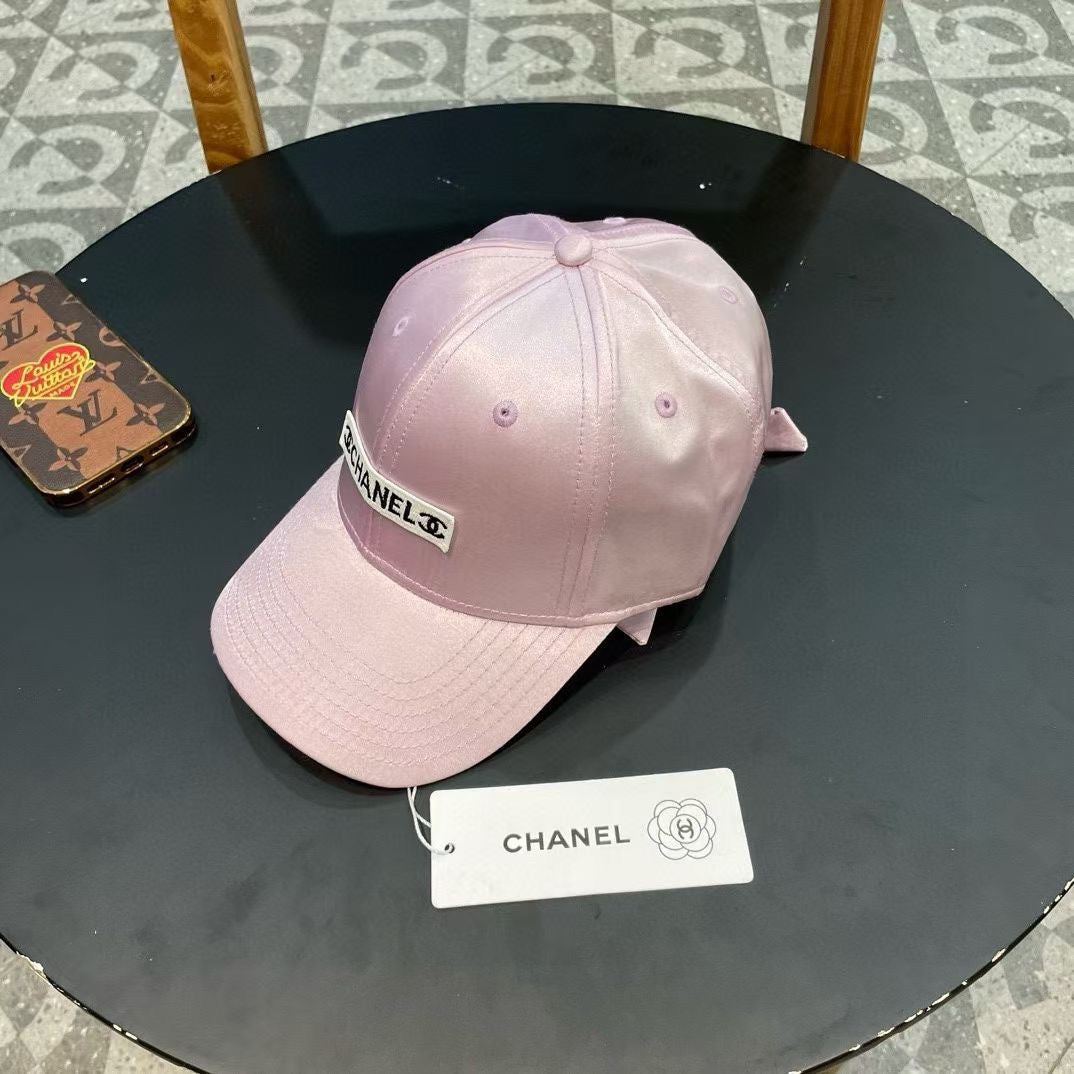 CHANEL BASEBALL HAT IN LIGHT PINK SILK SATIN 404864