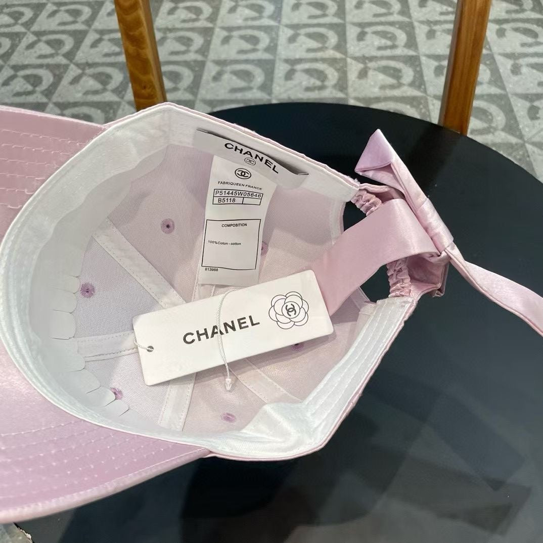 CHANEL BASEBALL HAT IN LIGHT PINK SILK SATIN 404864