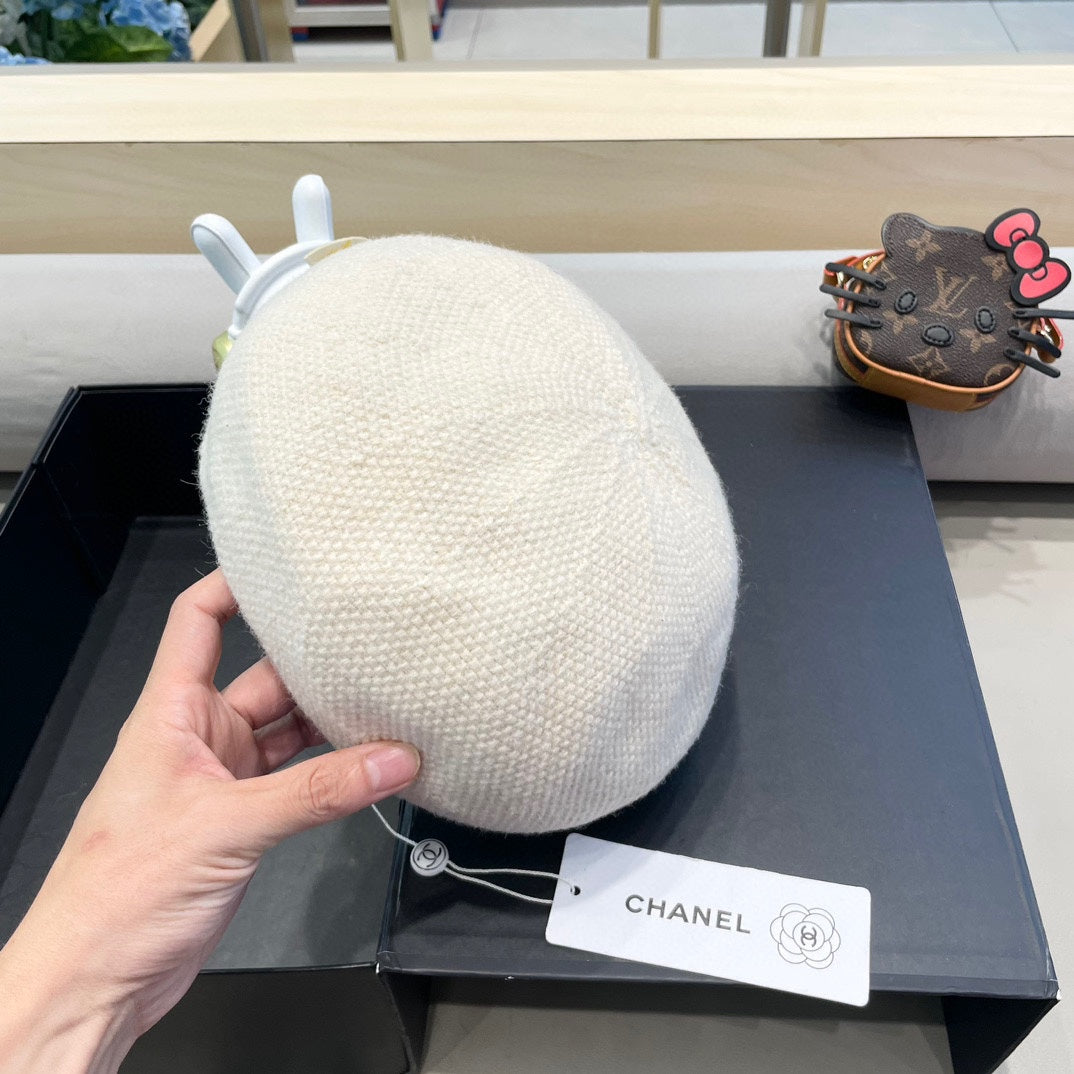 CHANEL BERET HAT IN WHITE COTTON AND LINEN 417832