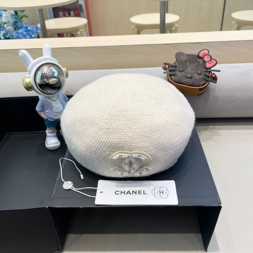 CHANEL BERET HAT IN WHITE COTTON AND LINEN 417832