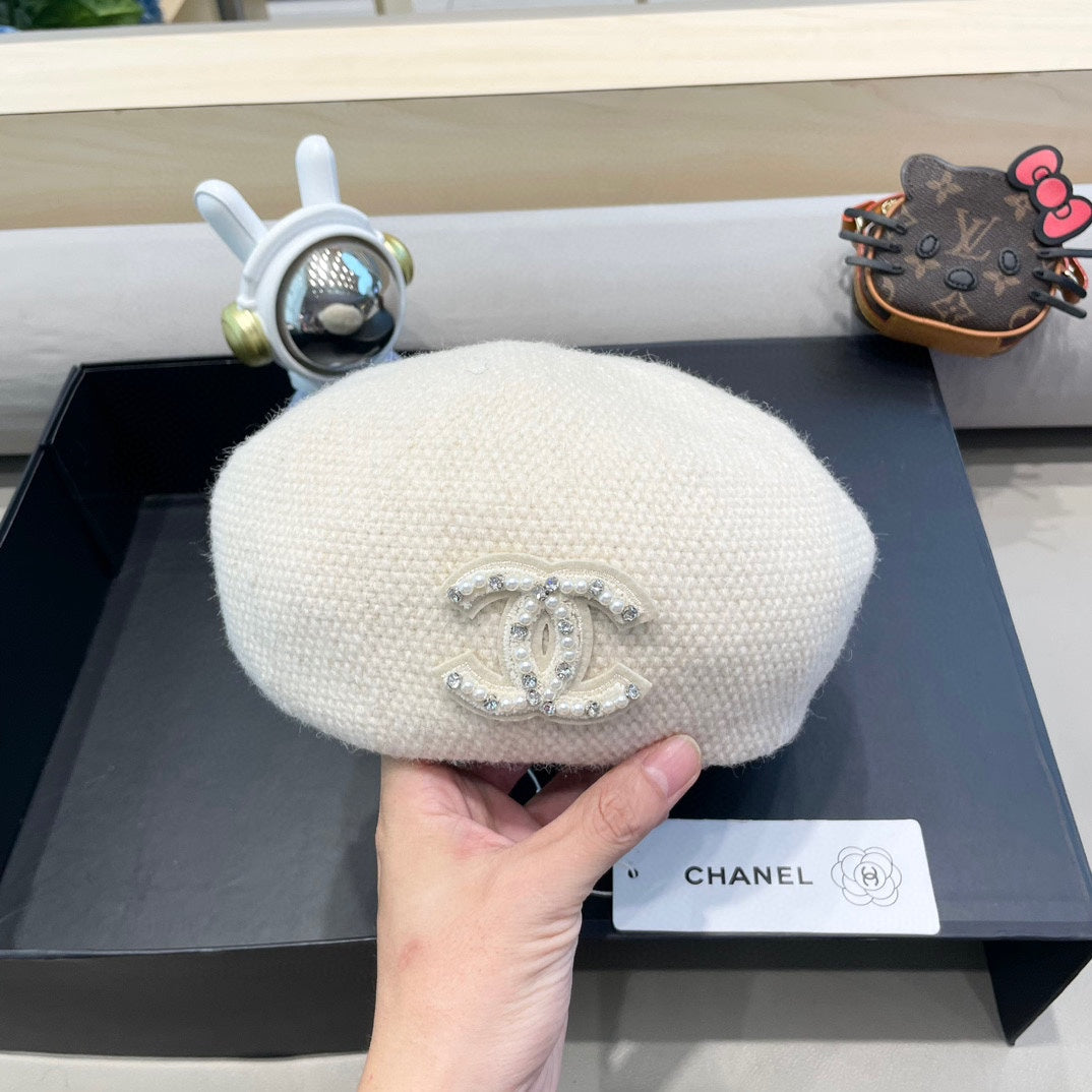 CHANEL BERET HAT IN WHITE COTTON AND LINEN 417832
