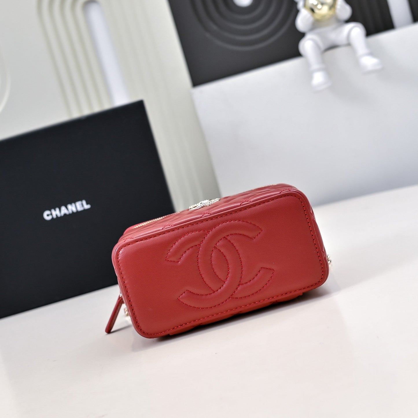 CHANEL 24K Vanity Top Handle 17cm Red Lambskin Silver Hardware