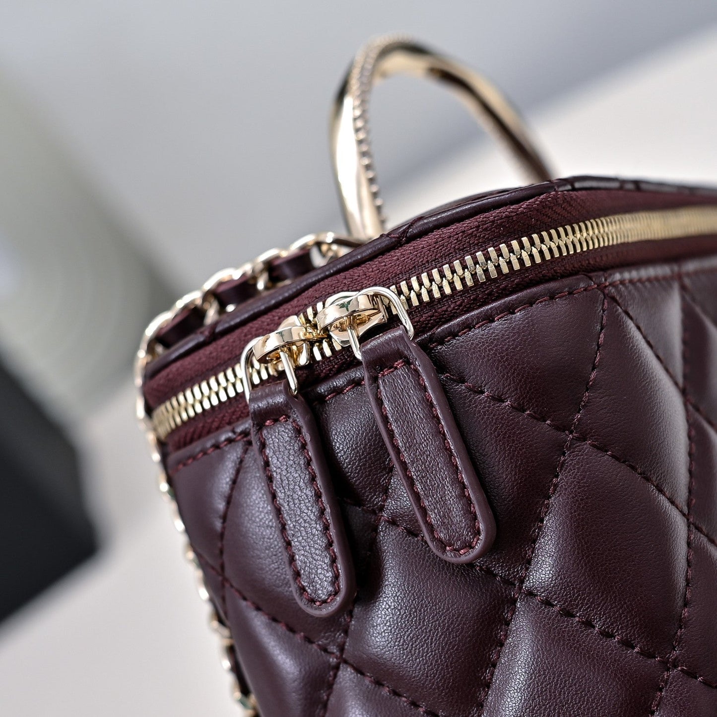 CHANEL 24K Vanity Top Handle 17cm Burgundy Lambskin Silver Hardware