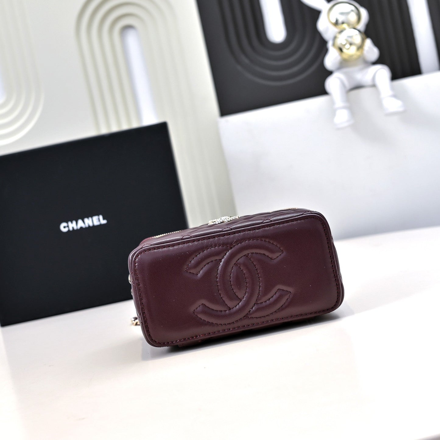 CHANEL 24K Vanity Top Handle 17cm Burgundy Lambskin Silver Hardware